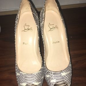 Christian louboutin lady peep pumps